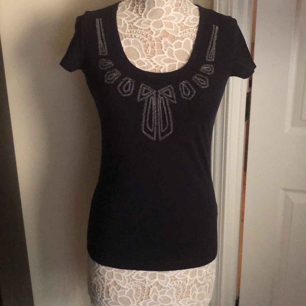 GREAT condition TOMMY HILFIGER beaded short sleeve T-shirt size XS navy color